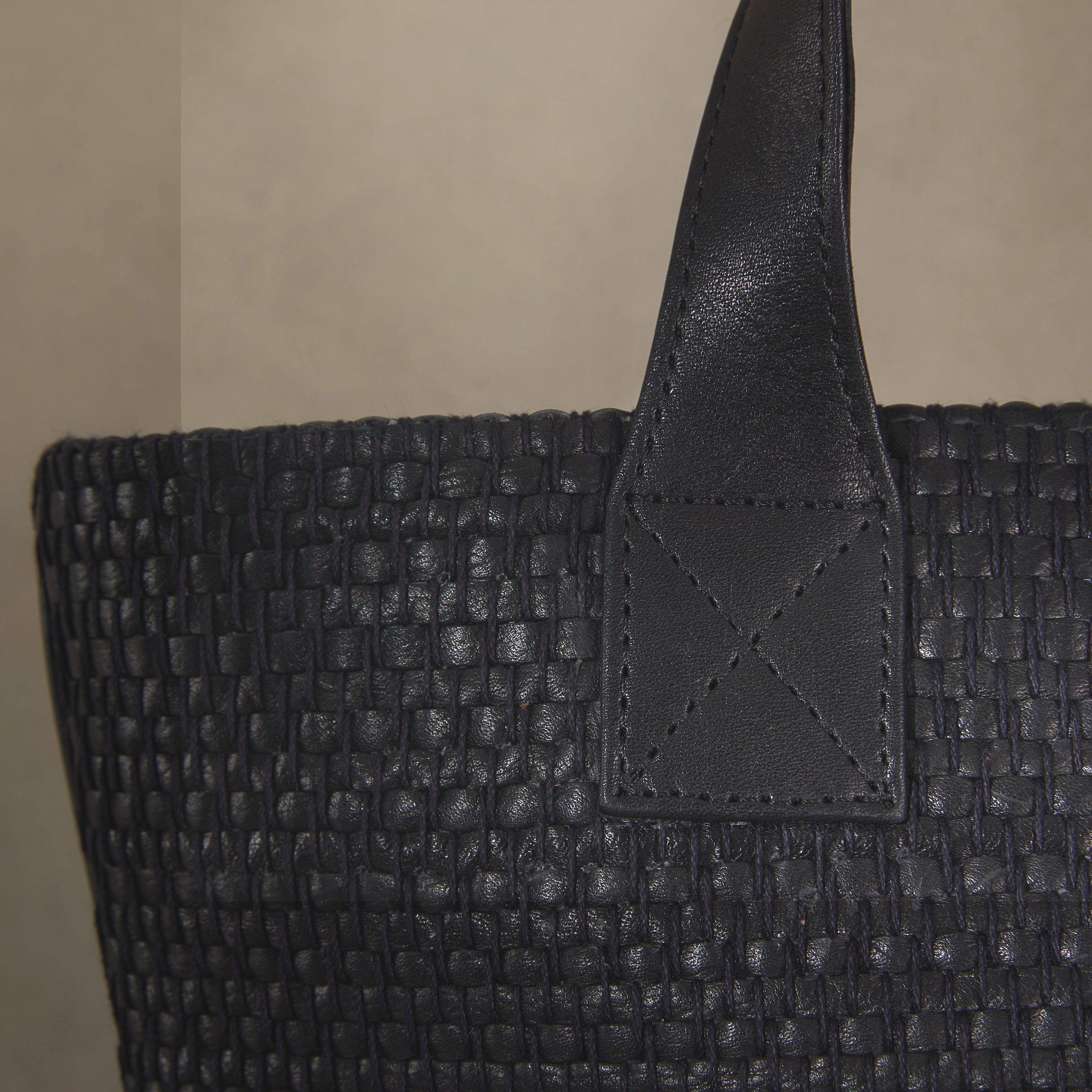 TOTE - negro