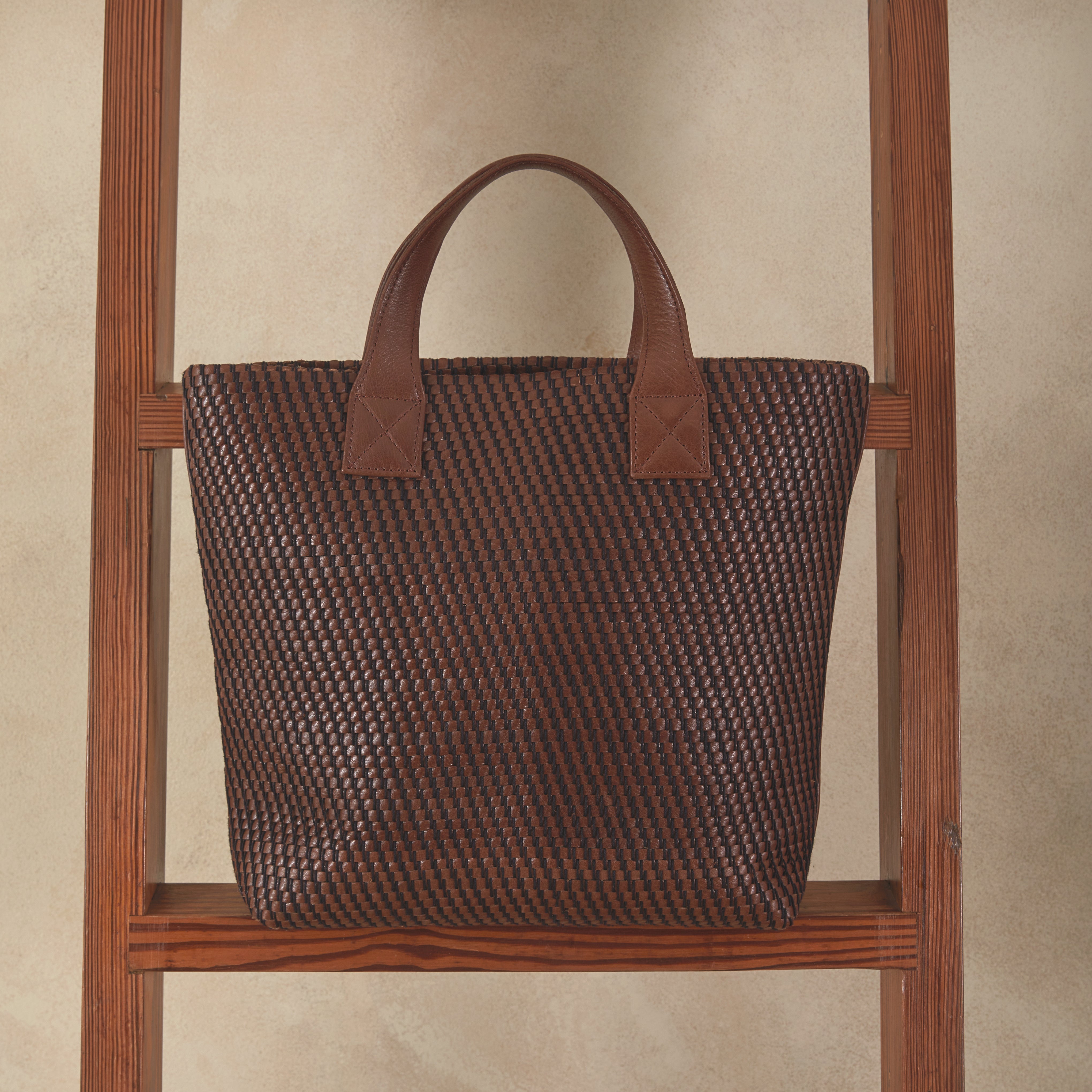TOTE BAG - brown