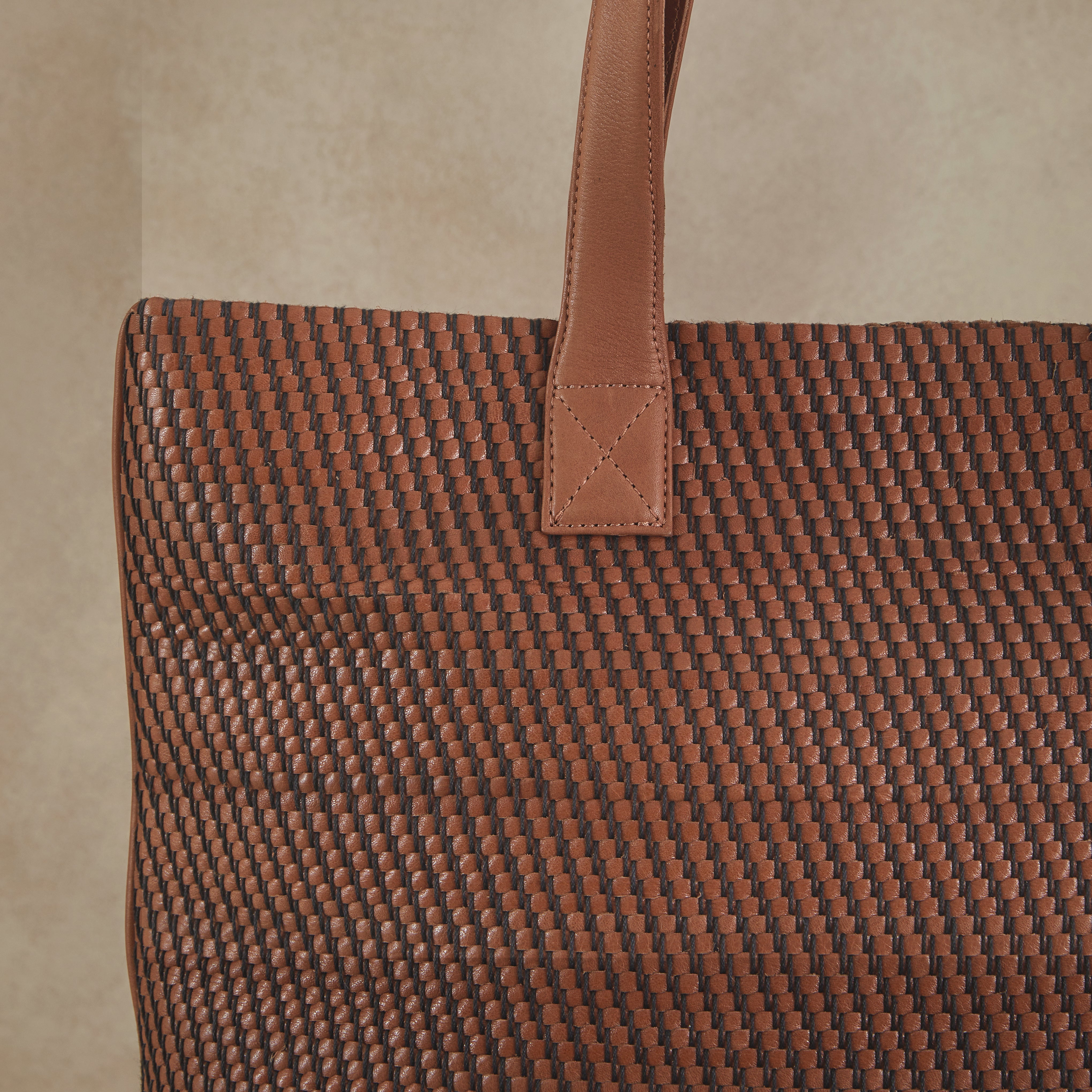 SHOPPING BAG - tan