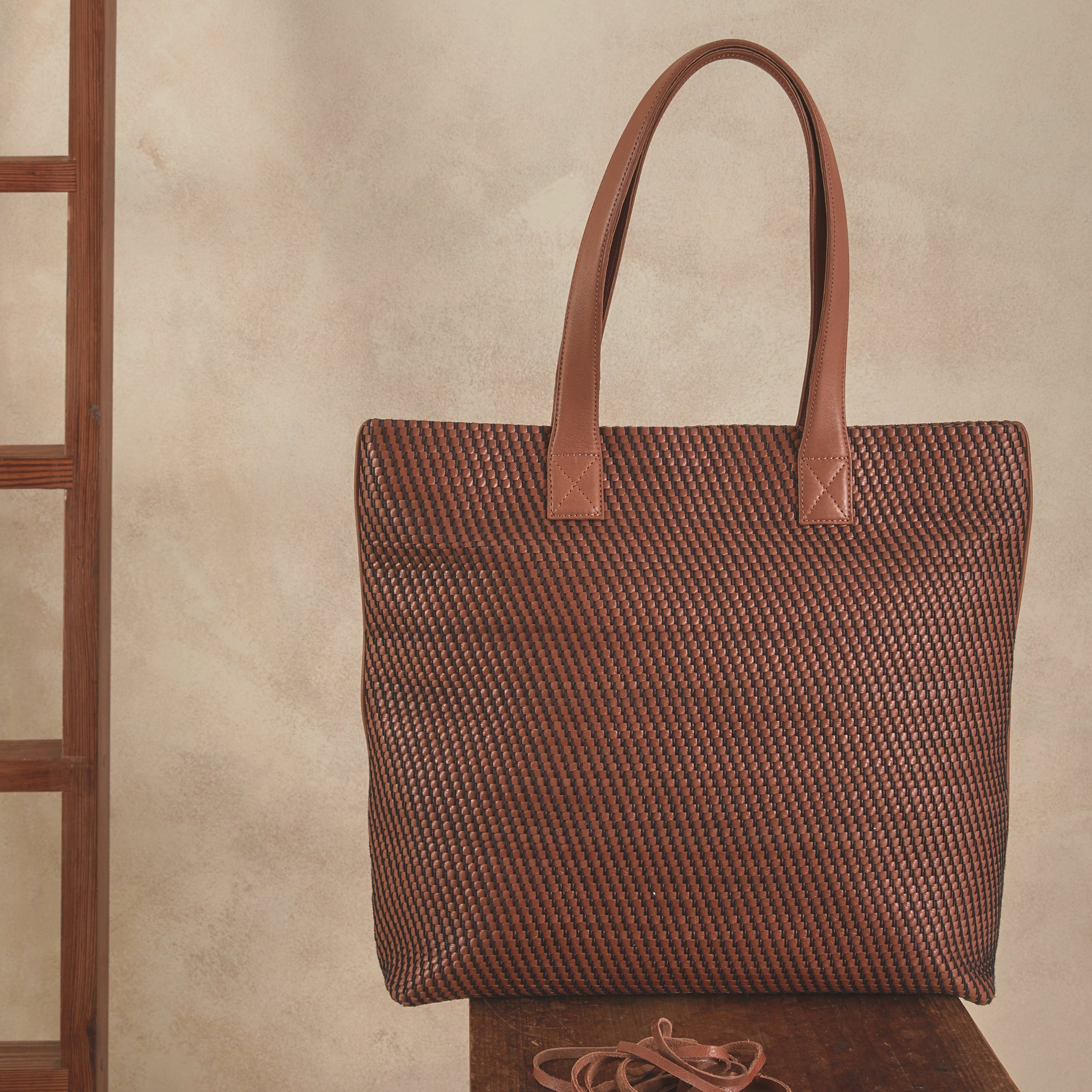 SHOPPING BAG - tan