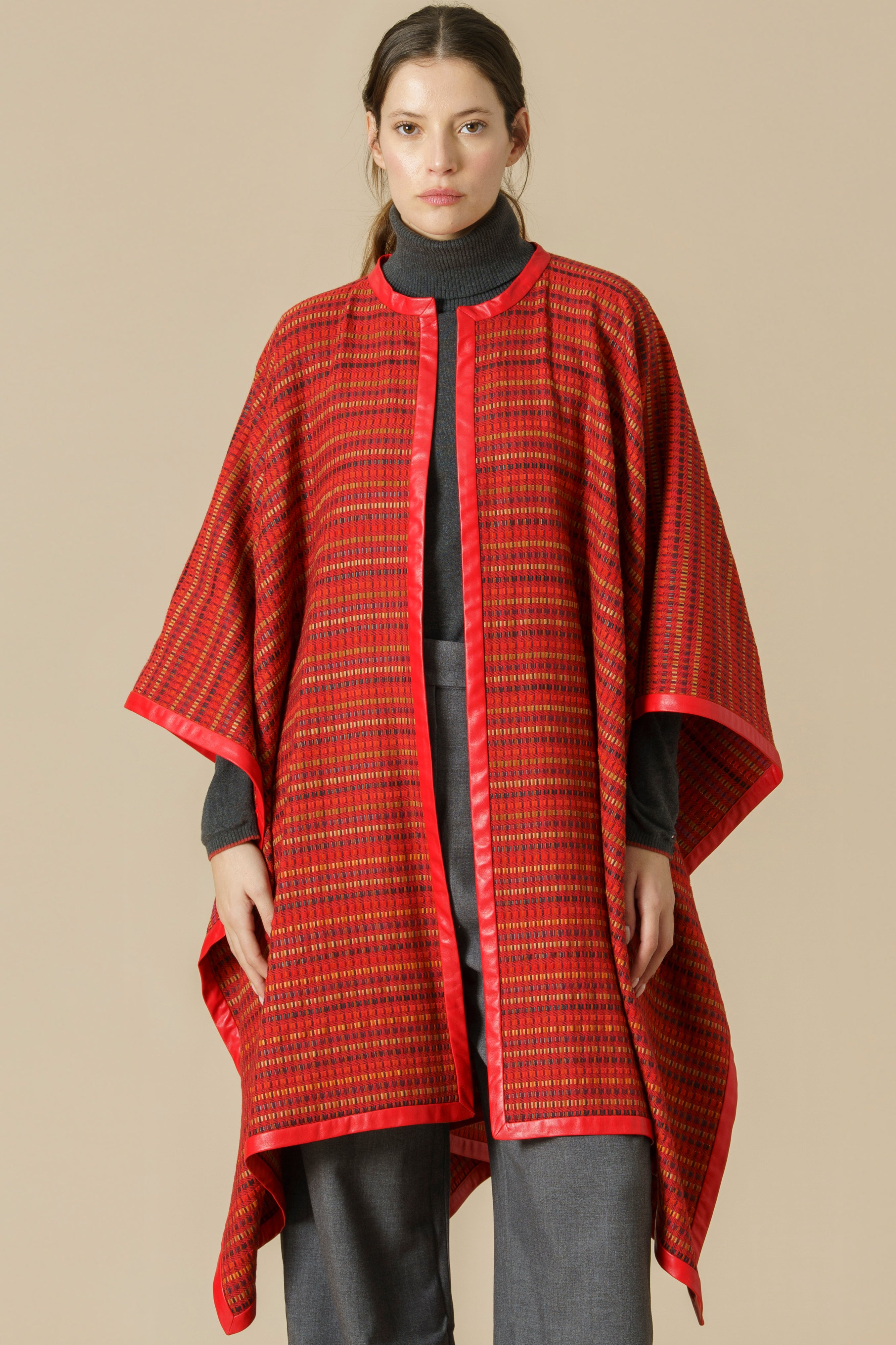 KAPENKEN CAPE - woven leather