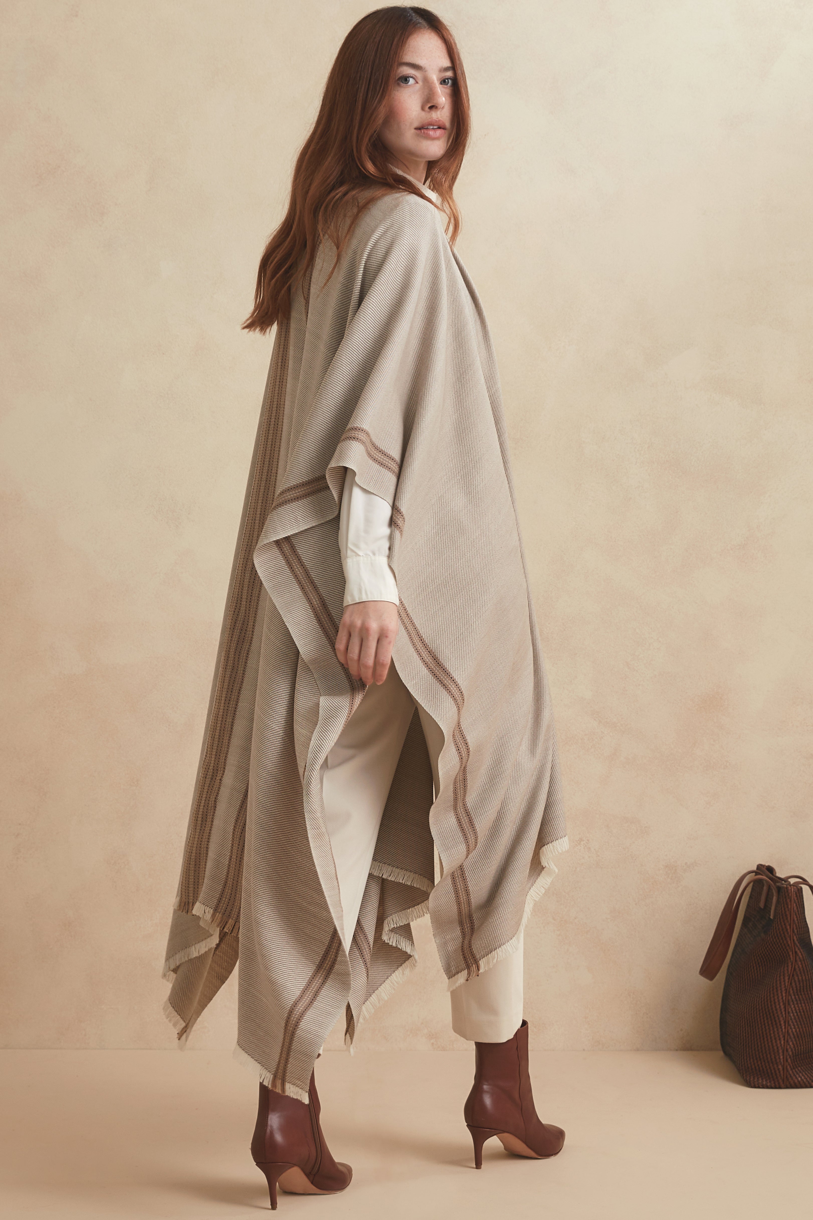 PAHUIL RUANA - cashmere camel