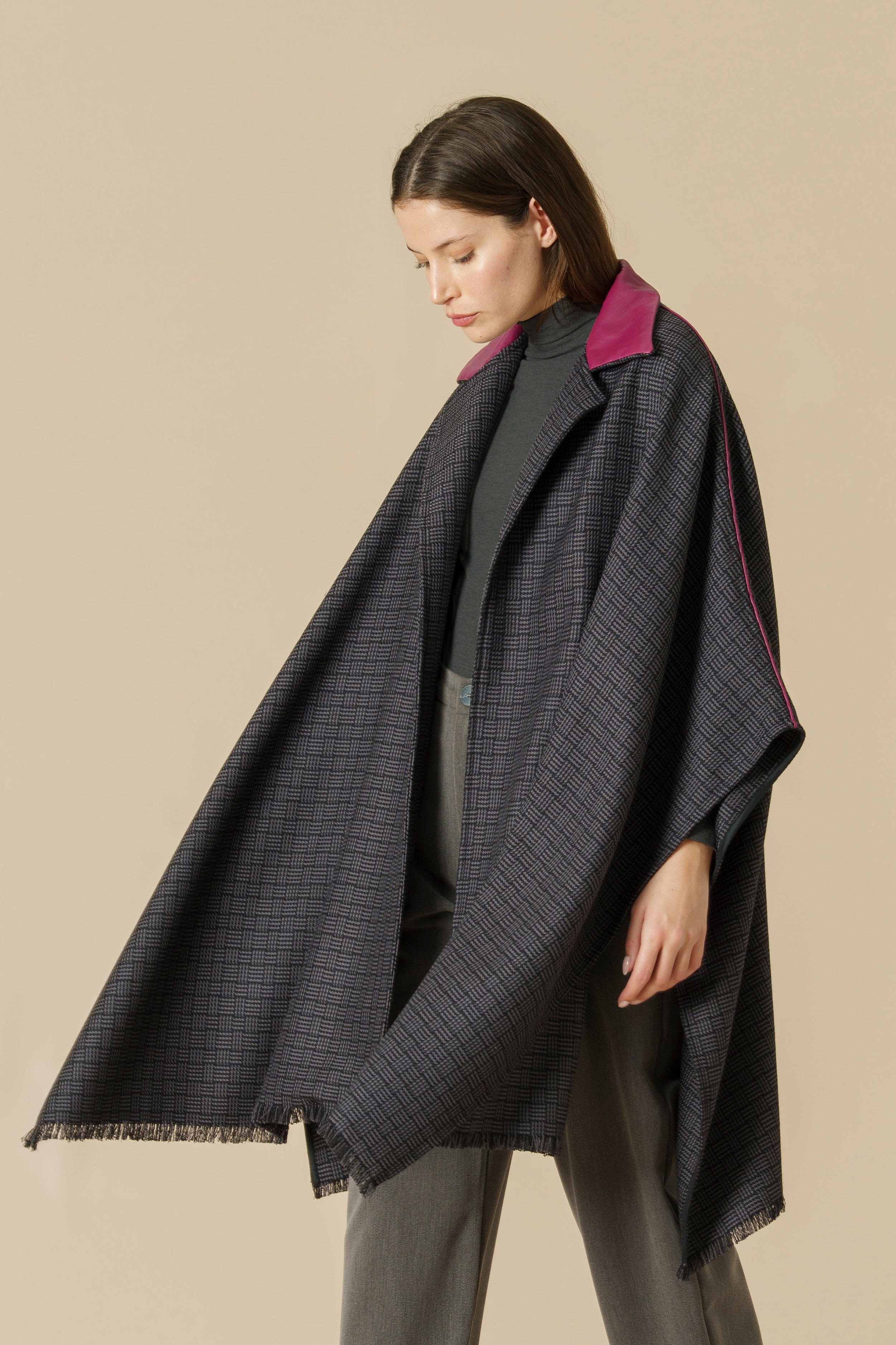ÚLEN CAPE - gray & black