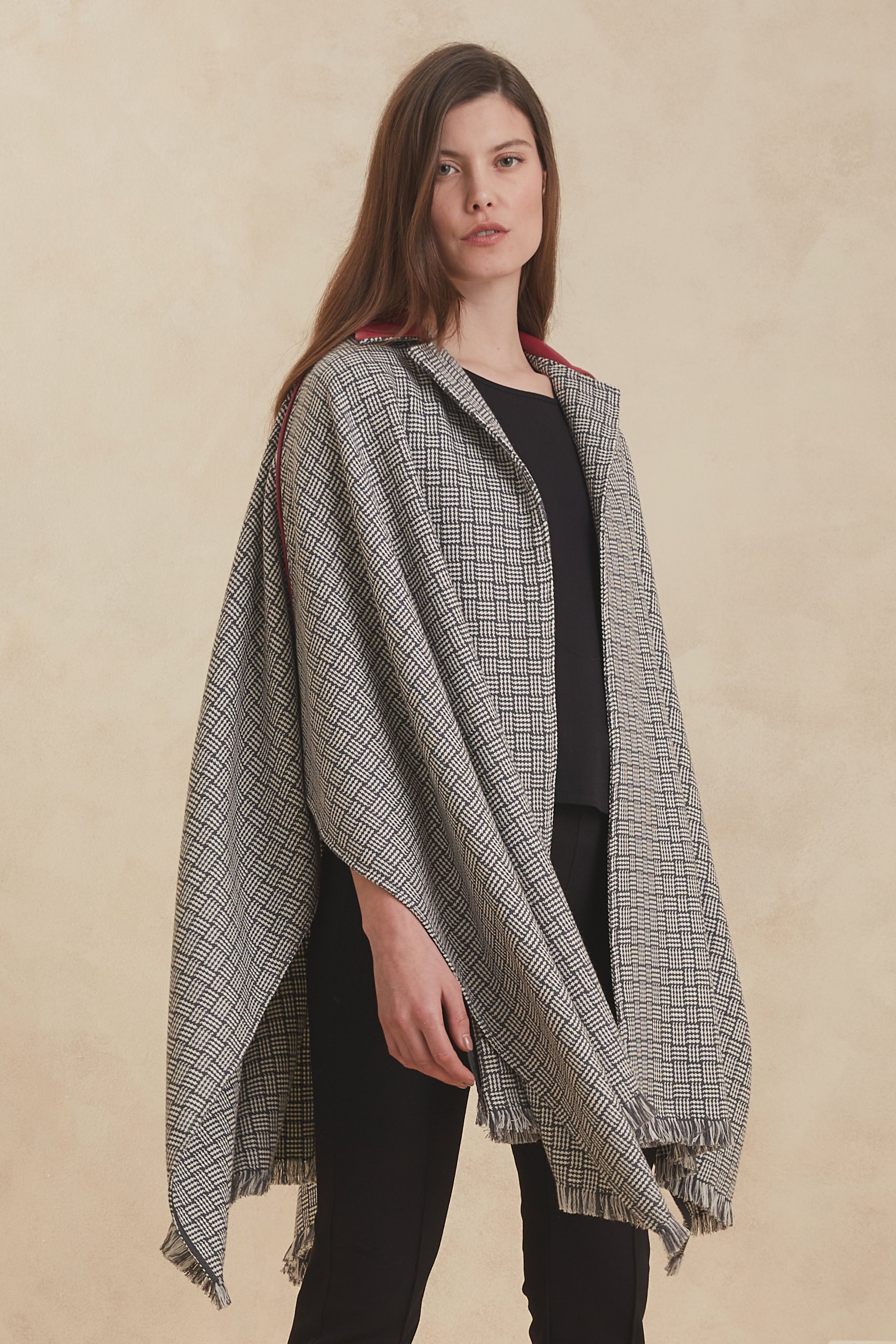 ÚLEN CAPE