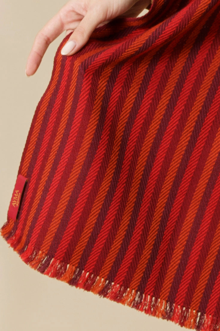 LARÚ STOLE - berry