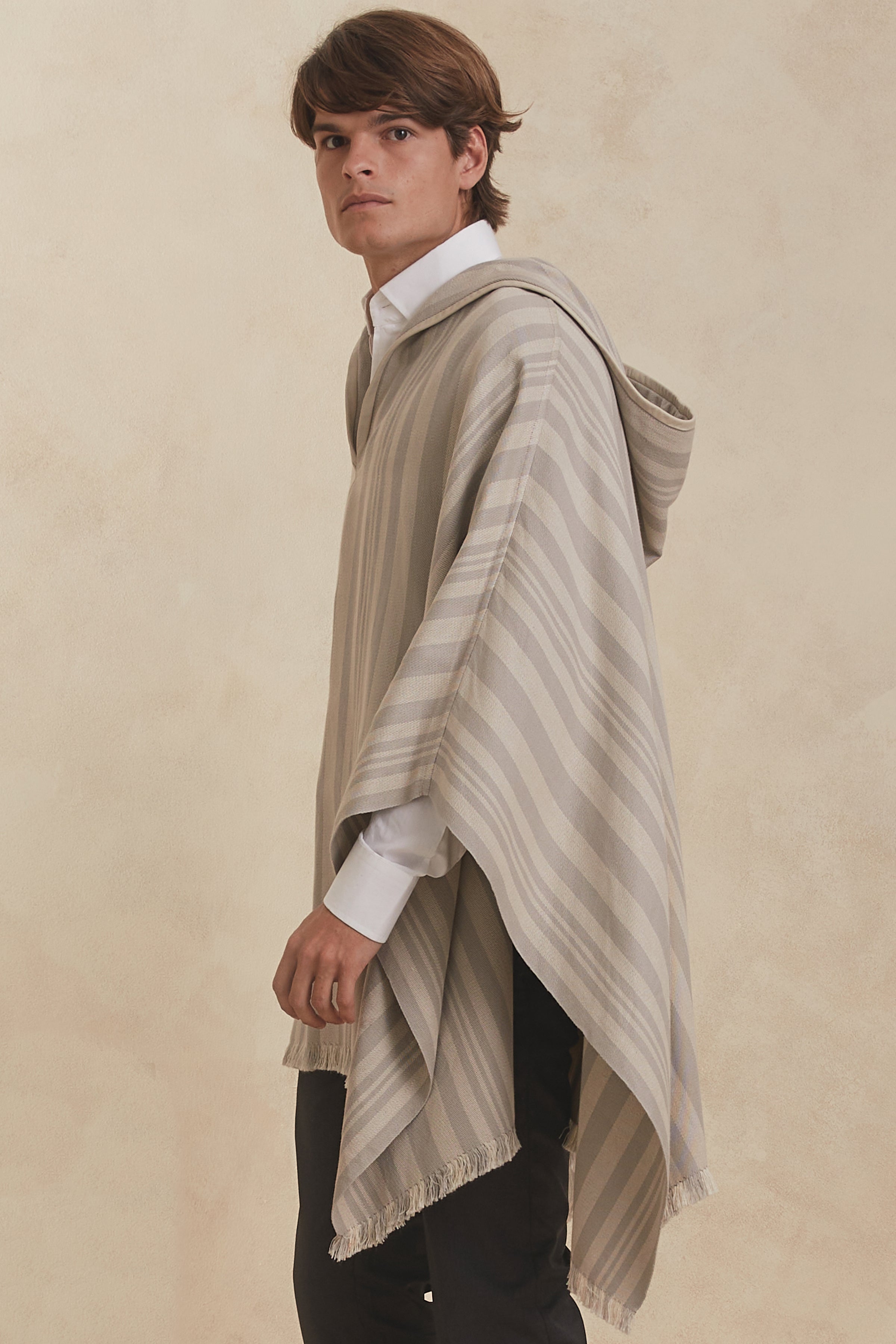 KOSHMENK PONCHO