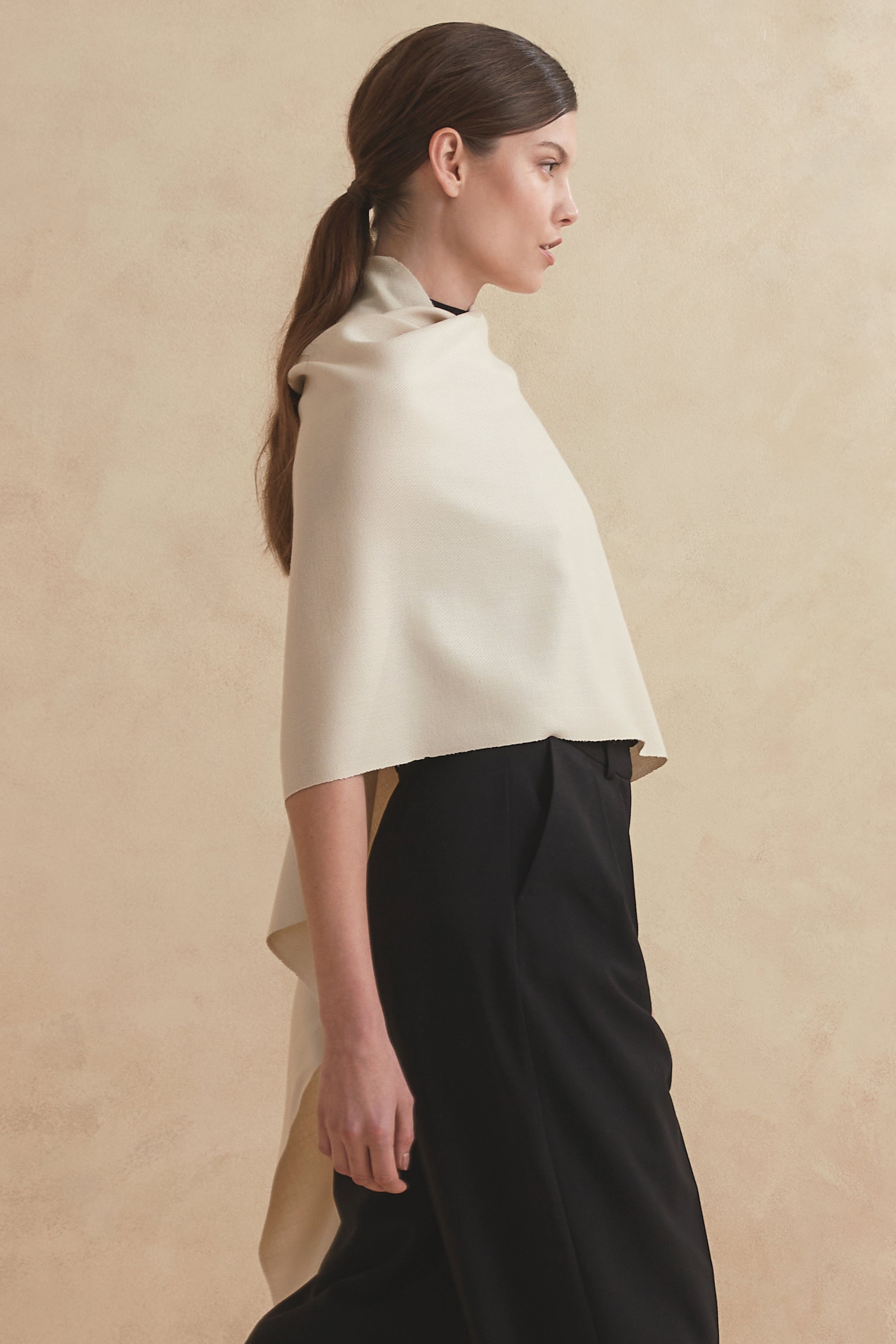 PATAGONIAN MANTLE - ivory