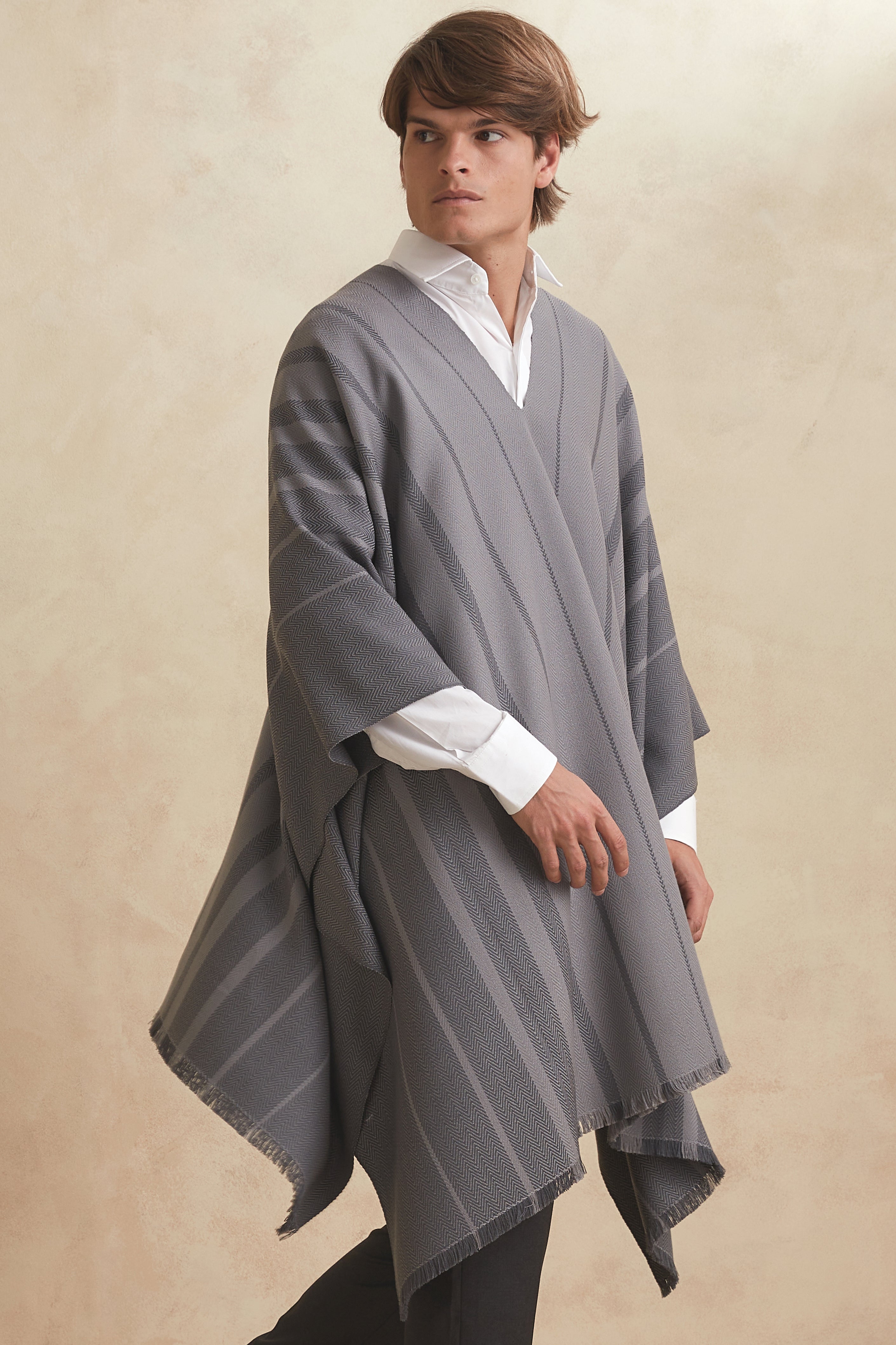 FIBONACCI PONCHO