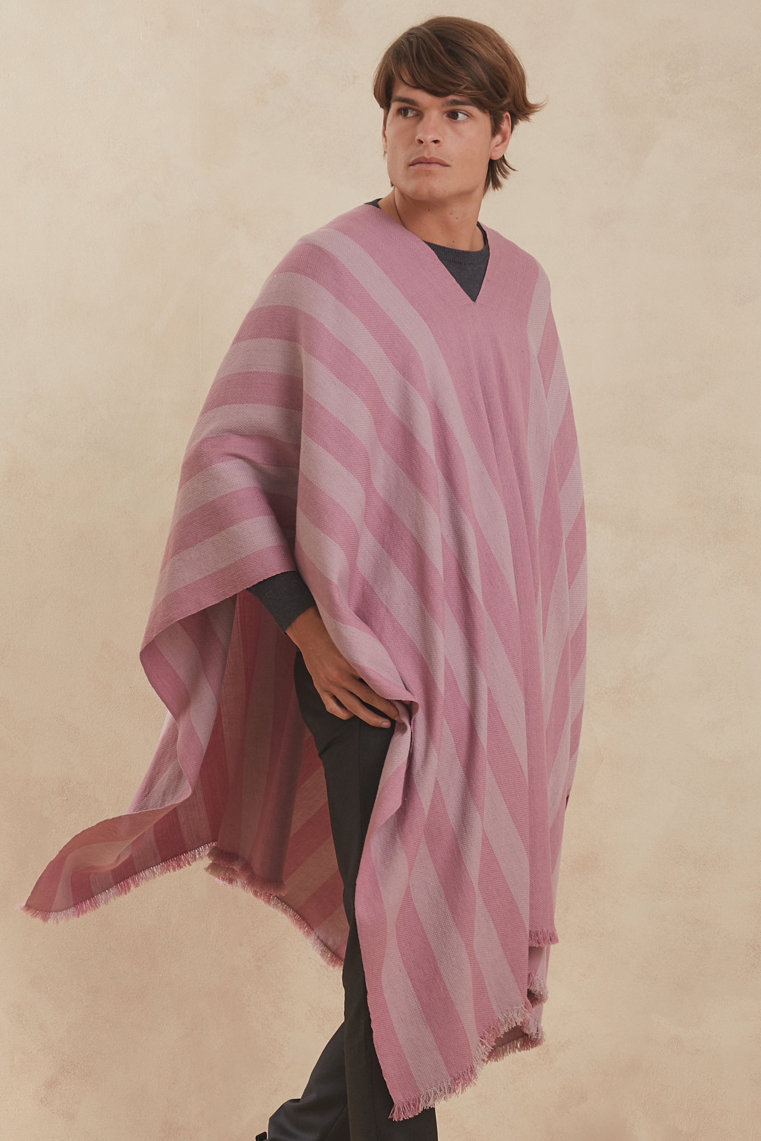 LLOMEN PONCHO