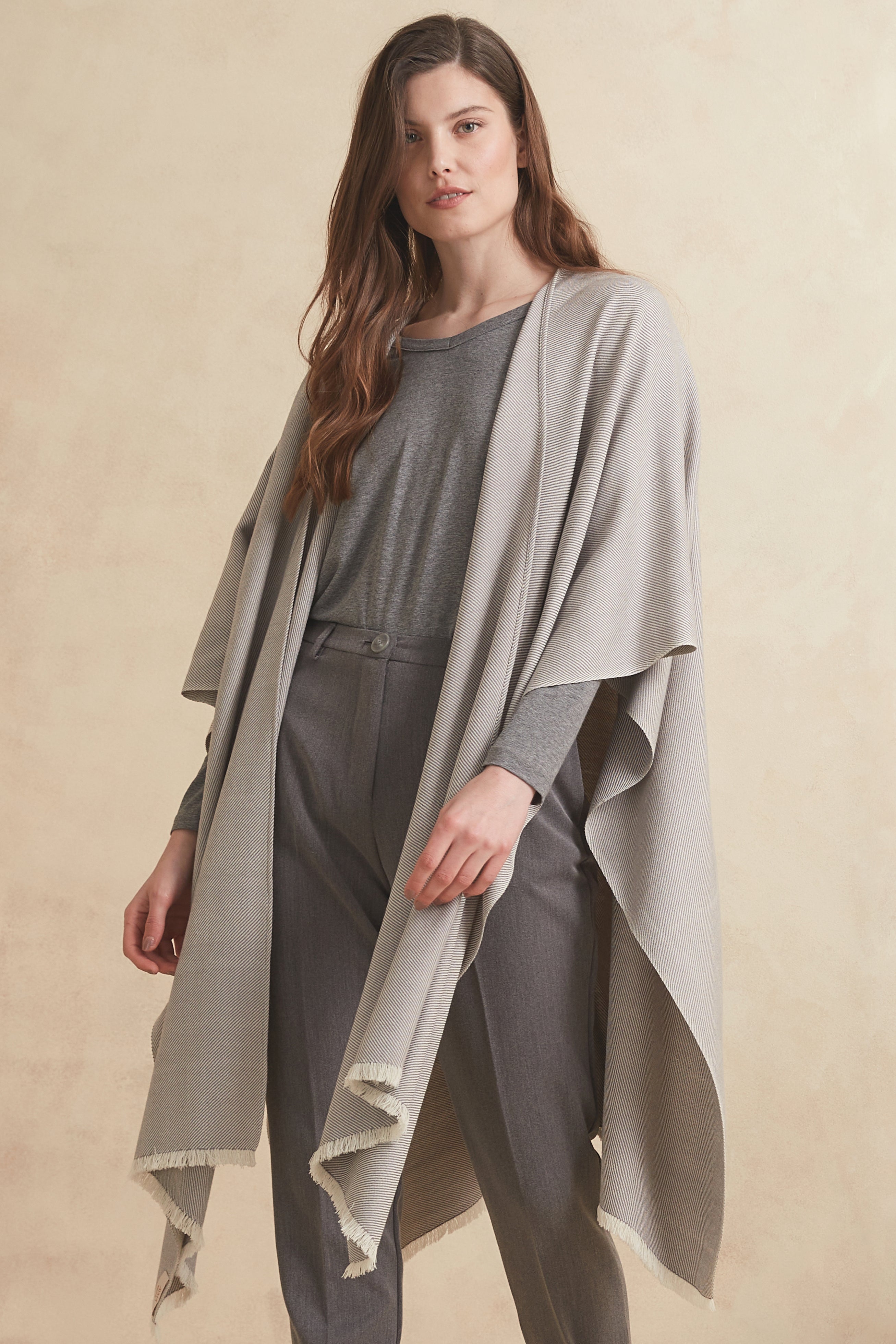HAUSH RUANA - grey