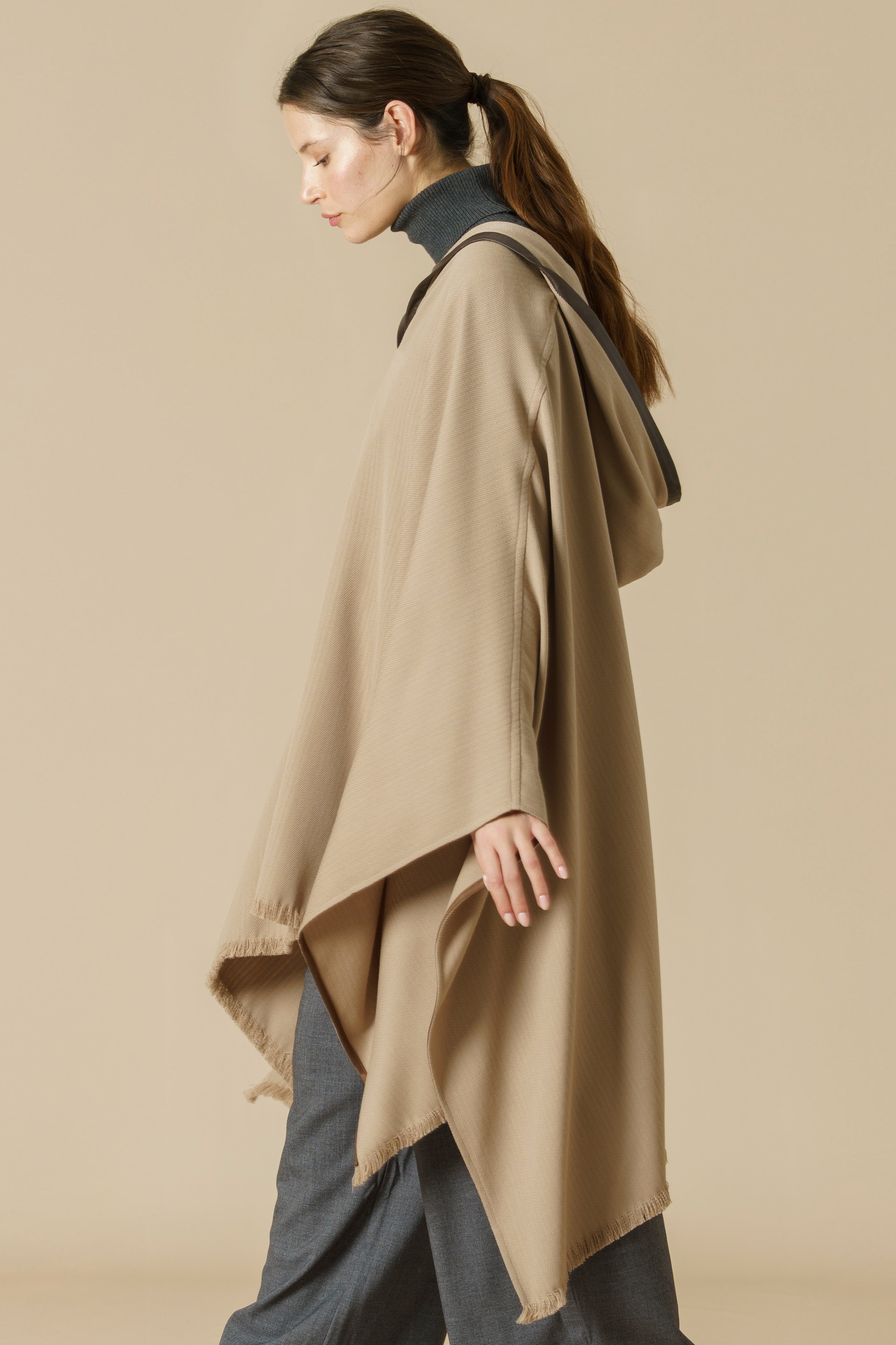 KOSHMENK PONCHO  - camel