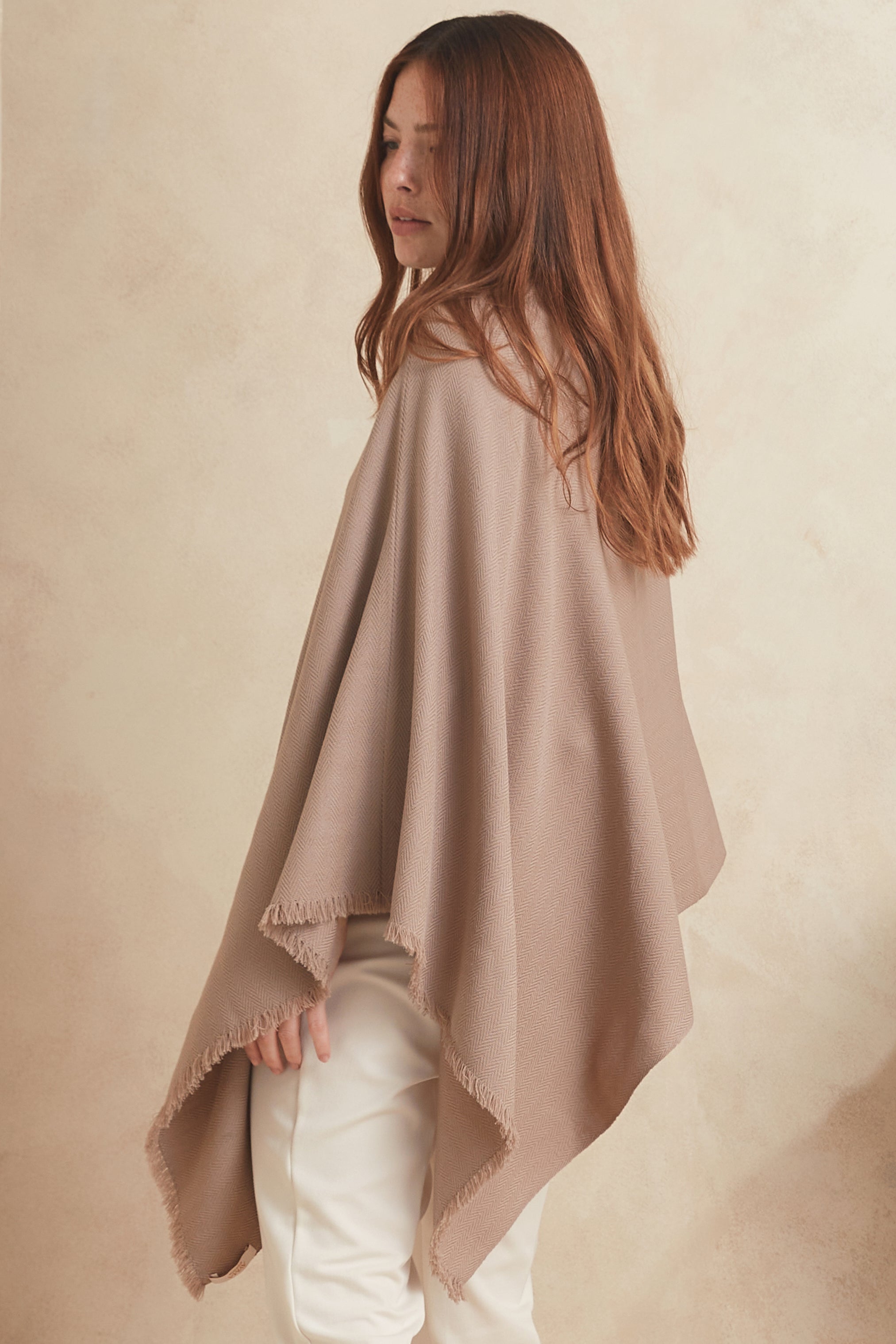 LAIKUM PONCHO - camel