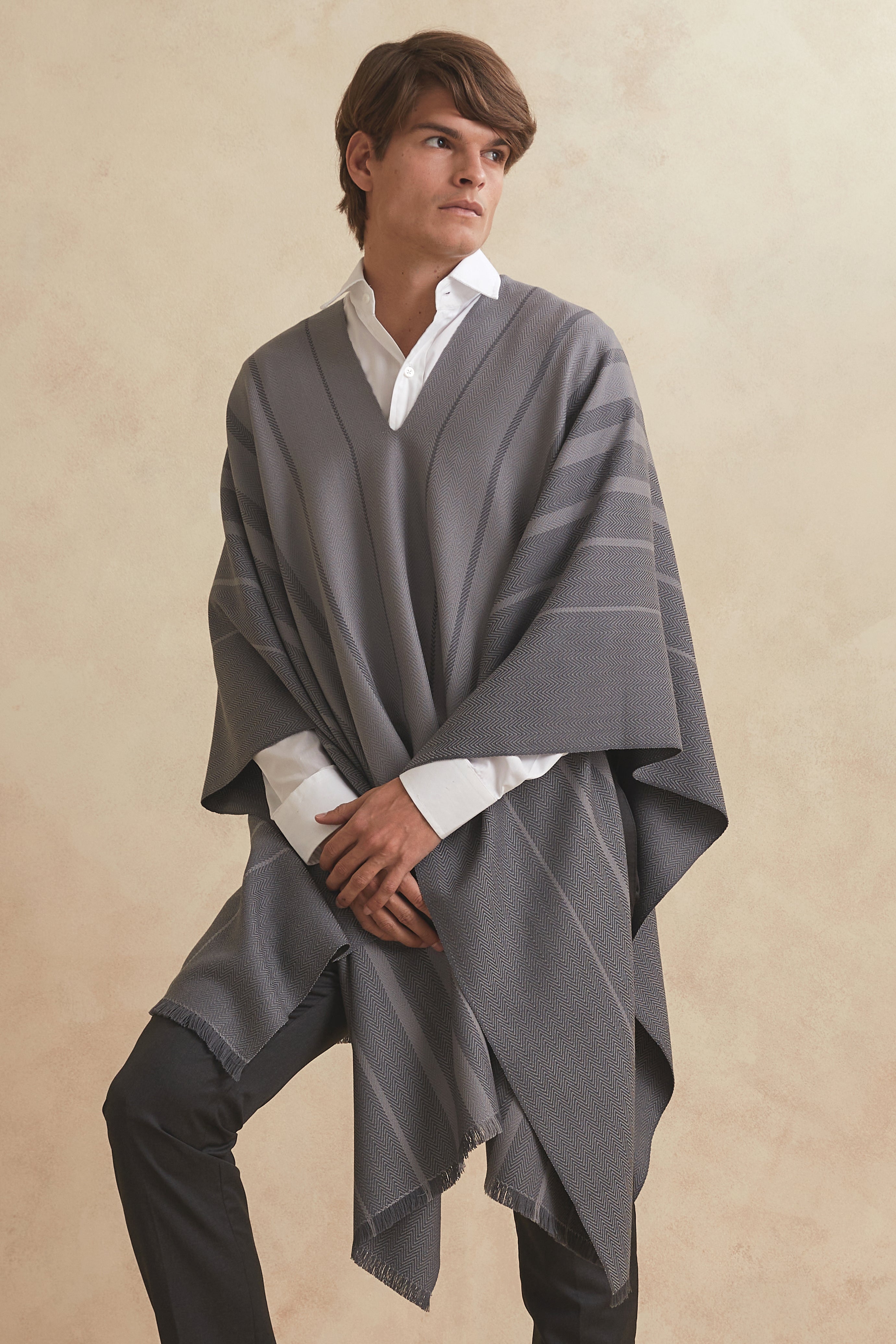 FIBONACCI PONCHO
