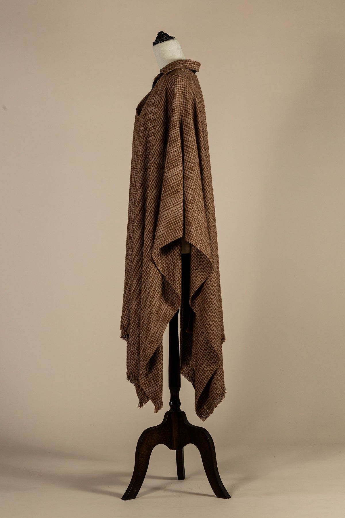 Poncho Ingles