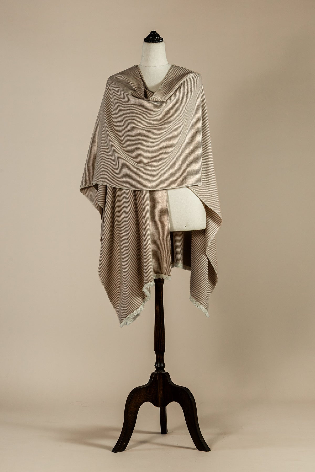 Ruana Haush Camel