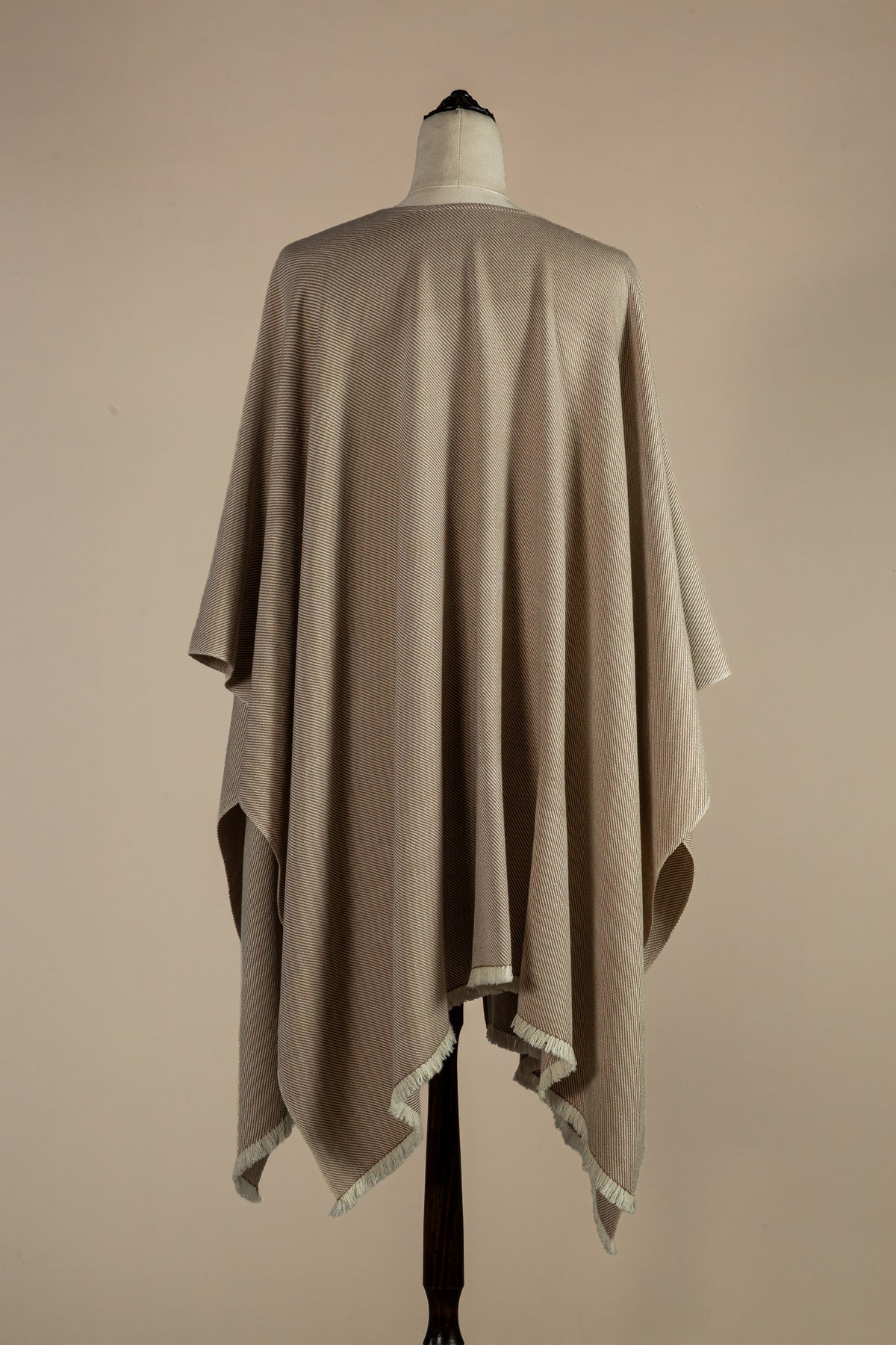 Ruana Haush Camel