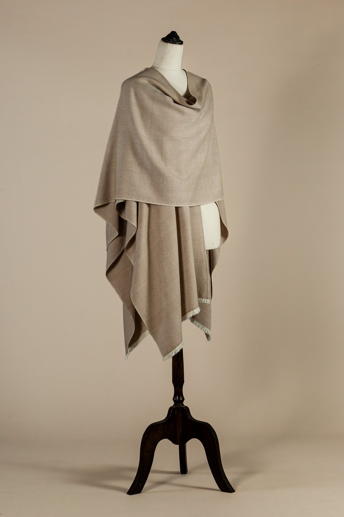 Ruana Haush Camel